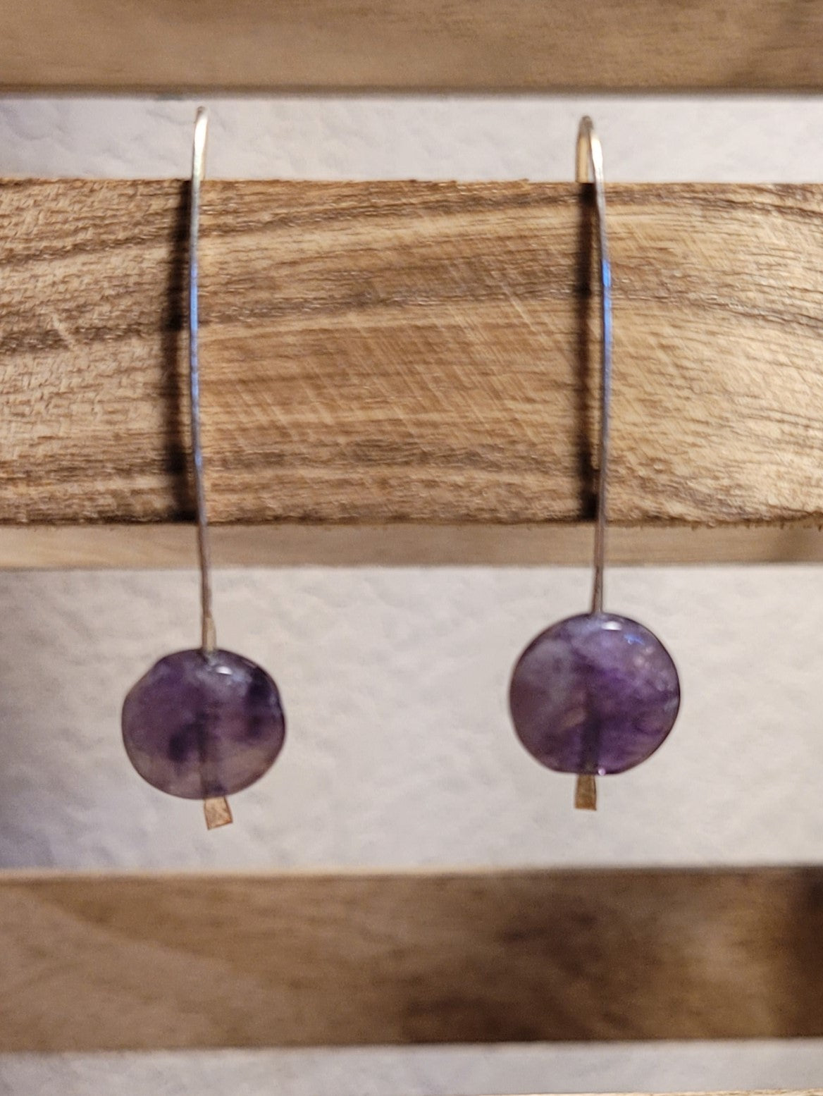 Hammered Dog Teeth Amethyst Round